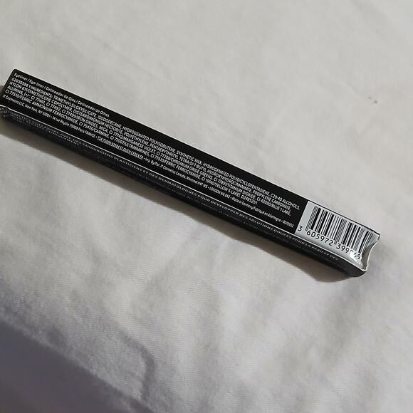 it Cosmetics 5-Piece set 2-mascaras/ 1-eyeliner / 2-shadow sticks all SUPERHERO - Picture 6 of 14